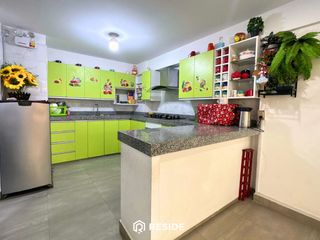 Foto 4 de Dúplex en venta en San Isidro con 3 dormitorios, 172 m², balcón y jacuzzi