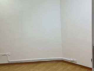 Foto 14 de Espaciosa oficina en renta - 6to piso Av. Colón