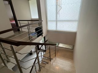 Foto 10 de En venta lujosa casa al lago en Arrecife, Isla Mocoli, Via Samborondon