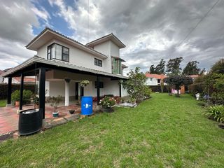 Foto 8 de Venta de Casa en Condominio Cerros del Virrey