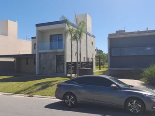 Foto 20 de VENTA CASA 3 DORM LAS CAÑITAS