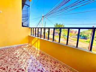 Foto 4 de Vendo EXCLUSIVA Casa en ESQUINA frente PARQUE y Santa María  ICA!