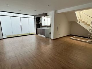 Foto 2 de Casa de estreno en venta, Urb. Campo Verde - Cerro Colorado