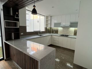 Foto 1 de Casa de estreno en venta, Urb. Campo Verde - Cerro Colorado