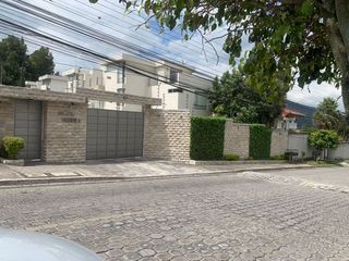 Foto 3 de Casa en renta – Valle de Los Chillos, Armenia Dos