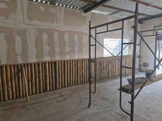 Foto 6 de casa con terreno de venta en manta sector centro