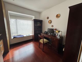 Foto 21 de Exclusividad y naturaleza: casa de lujo con jardín interior y cancha de tenis