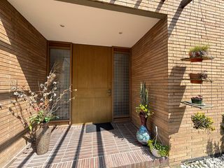 Foto 5 de Exclusividad y naturaleza: casa de lujo con jardín interior y cancha de tenis