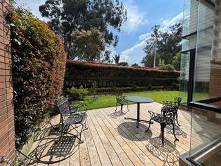 Foto 26 de Exclusividad y naturaleza: casa de lujo con jardín interior y cancha de tenis
