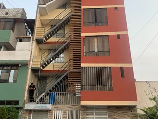 Foto 1 de OPORTUNIDAD INVERSIONISTAS: EDIFICIO DE 6 PISOS EN VENTA frente a MEGAPLAZA