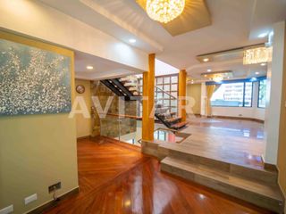 Foto 8 de Casa en Venta en Altos de la Granda Centeno – Exclusiva, Amplia y con Piscina