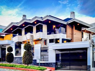 Foto 24 de Casa en Venta en Altos de la Granda Centeno – Exclusiva, Amplia y con Piscina