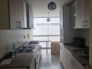 Foto 2 de Precioso Dpto. 117m2en La Molina, alt. Av Javier Prado Este.