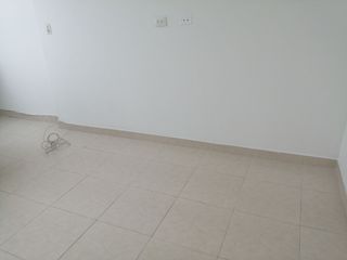 Foto 3 de APARTA ESTUDIO ALCACEREZ 205 SERVICIOS INCLUIDOS