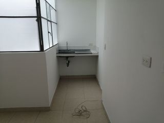 Foto 4 de APARTA ESTUDIO ALCACEREZ 205 SERVICIOS INCLUIDOS