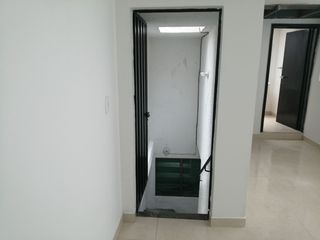 Foto 7 de APARTA ESTUDIO ALCACEREZ 205 SERVICIOS INCLUIDOS