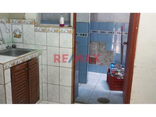 Foto 4 de Venta De Casa - Gran Ocasion Cercado De Lima