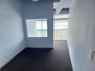 Foto 4 de OFICINA EN VENTA  SECTOR PASEO DE LOS ZIPAS TRES ESQUINAS CHIA