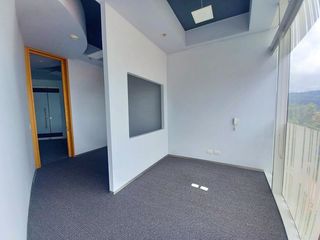Foto 5 de OFICINA EN VENTA  SECTOR PASEO DE LOS ZIPAS TRES ESQUINAS CHIA