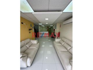 Foto 7 de Alquiler de Local Comercial amplio e iluminado en Carabayllo