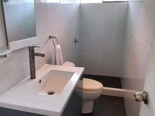 Foto 9 de SE ALQUILA LINDA CASITA CON AMPLIO JARDÍN EN PACHACAMAC