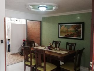 Foto 2 de VENTA CASA CAÑAVERAL