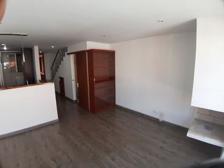 Foto 2 de SE VENDE APARTAMENTO DE 74 M2 EN EDIFICIO COUNTRY EN EL BARRIO CONTADOR EN BOGOTA (USAQUEN)