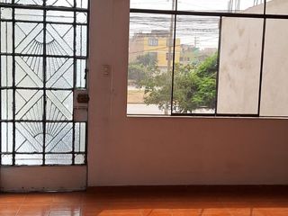 Foto 16 de Venta de Casa en Los Olivos