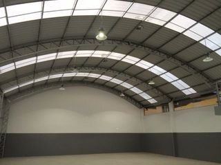 Foto 6 de Renta galpón ideal gimnasio iglesia bodegas u oficinas Parqueo 6 autos