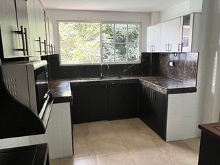 Foto 10 de Vendo Oportunidad en Vía a la Costa: casa con área 363m² en Urbanización Los Ángeles