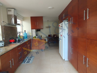 Foto 19 de Casa Moderna en Venta en Pomasqui