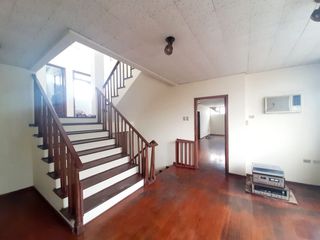 Foto 4 de SE VENDE 3 PROPIEDAD EN 1 (DOS CASA COMERCIALES Y 1 LOCAL) EN URDESA
