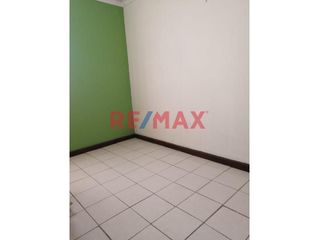 Foto 3 de Se Vende Departamento En La Victoria,Cerca Al Emporio Comercial De Gamarra
