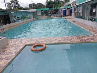 Foto 1 de Vendo Hotel de 1945,5m2 con piscinas  en Misahualli en el Napo esta en operación