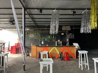 Foto 6 de Discoteca en Venta en San Hilarión: Adquiere esta discoteca y capta el movimiento comercial de la zona.