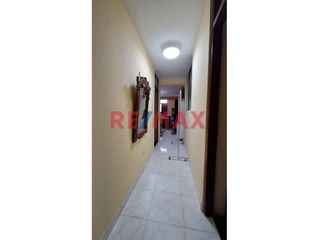 Foto 3 de Vendo Minidepartamento En Avenida 47.38 M2 2Do Piso Urb. El Molino