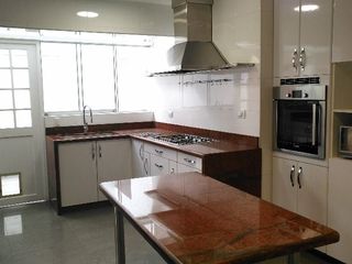 Foto 2 de Casa en alquiler - Remodelada, amplia y excelente distribución