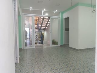 Foto 7 de ¡OPORTUNIDAD ÚNICA! LOCAL EN RENTA, A PASOS DE LA MUNICIPALIDAD DE SANGOLQUÍ