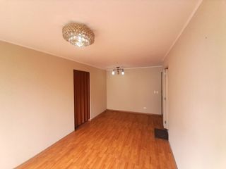 Foto 3 de SE VENDE ACOGEDOR DEPARTAMENTO EN URB. SANTA BEATRIZ