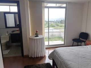 Foto 7 de CASA EN RENTA  AMOBLADA TRES PISOS POMASQUI