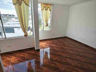 Foto 9 de CASA  EN VENTA SECTOE ZABALA CONJUNTO SIGLO 21