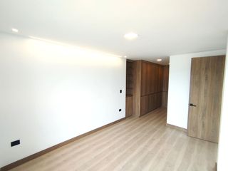 Foto 26 de EN LA CIUDAD DE LOJA, SE VENDE CASA DE 4 HABITACIONES, CERCA AL COLEGIO EUGENIO ESPEJO A 4 MINUTOS DEL TERMINAL TERRESTRE