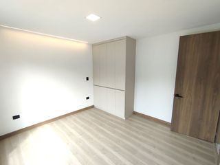Foto 38 de EN LA CIUDAD DE LOJA, SE VENDE CASA DE 4 HABITACIONES, CERCA AL COLEGIO EUGENIO ESPEJO A 4 MINUTOS DEL TERMINAL TERRESTRE