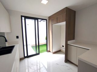 Foto 15 de EN LA CIUDAD DE LOJA, SE VENDE CASA DE 4 HABITACIONES, CERCA AL COLEGIO EUGENIO ESPEJO A 4 MINUTOS DEL TERMINAL TERRESTRE