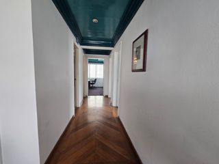 Foto 13 de Renta Oficina Amoblada en Quito Sector Naciones Unidas, Edificio El Tempo, 120m², $700 mensuales incluido alícuota
