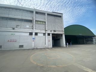 Foto 2 de VENCO LOCAL INDUSTRIAL EN NICOLAS AYLLON