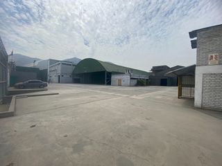 Foto 1 de VENCO LOCAL INDUSTRIAL EN NICOLAS AYLLON