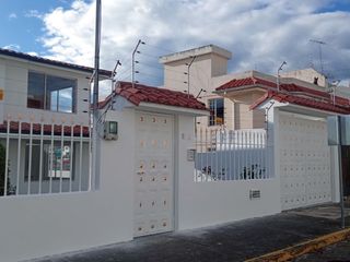 Foto 1 de SE ARRIENDA AMPLIA CASA ESQUINERA EN URBANIZACIÓN DEL EJÉRCITO - CASHAPAMBA - SANGOLQUI - VALLE DE LOS CHILLOS