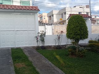 Foto 5 de SE ARRIENDA AMPLIA CASA ESQUINERA EN URBANIZACIÓN DEL EJÉRCITO - CASHAPAMBA - SANGOLQUI - VALLE DE LOS CHILLOS