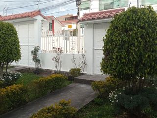 Foto 6 de SE ARRIENDA AMPLIA CASA ESQUINERA EN URBANIZACIÓN DEL EJÉRCITO - CASHAPAMBA - SANGOLQUI - VALLE DE LOS CHILLOS